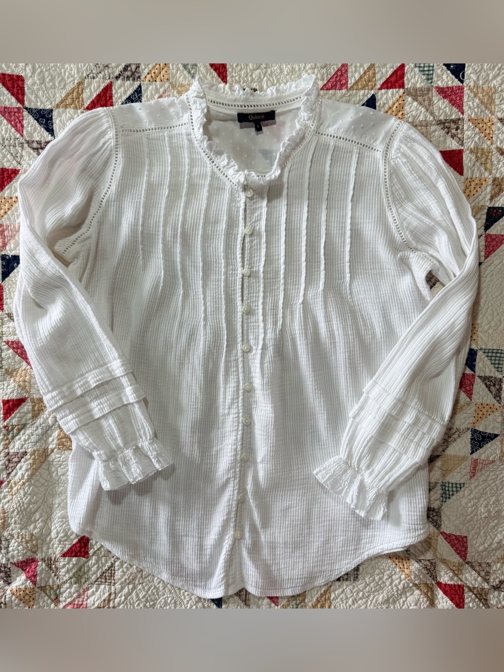 Quince Organic Textured Cotton Peasant Blouse, size S.